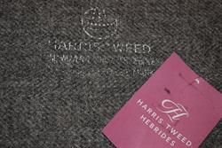 Harris Tweed (Hebrides) med sildebensvævning 500 g/m - Grå melange
