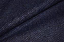 Harris Tweed (Hebrides) med sildebensvævning 500 g/m - Marineblå melange