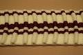 Strikket bånd (elastisk) 4cm - Cremefarvet og bordeaux